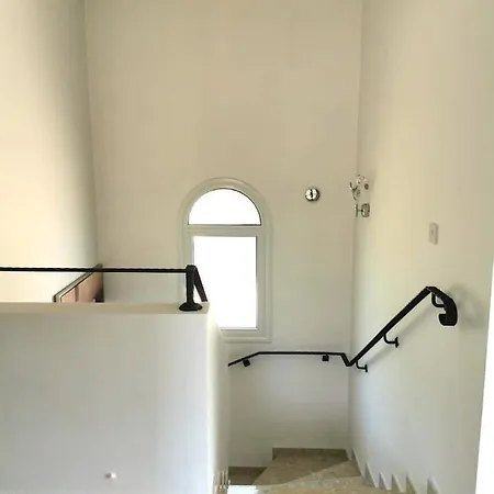 Alba, Luxury 4 Bdrm With Heated Pool