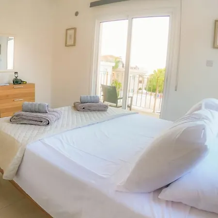 Alba, Luxury 4 Bdrm With Heated Pool * Protaras
