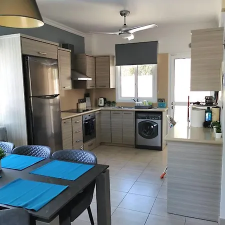 וילה Alba, Luxury 4 Bdrm With Heated Pool