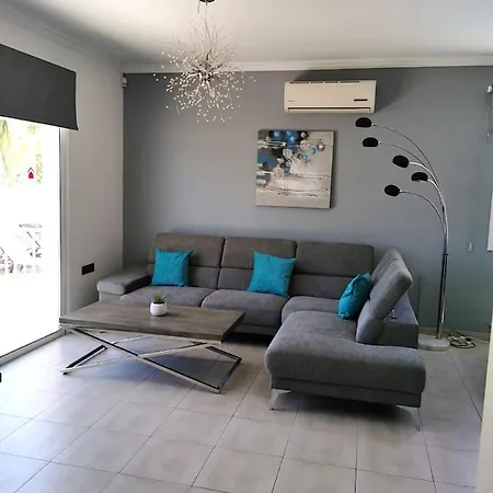 וילה Alba, Luxury 4 Bdrm With Heated Pool *
