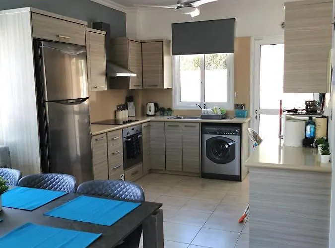 Villa Alba, Luxury 4 Bdrm With Heated Pool