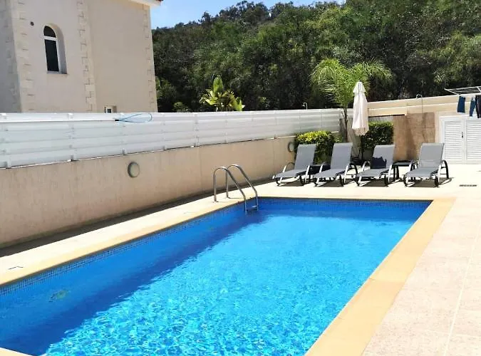 Alba, Luxury 4 Bdrm With Heated Pool Villa