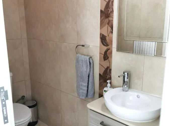 Alba, Luxury 4 Bdrm With Heated Pool * Protaras