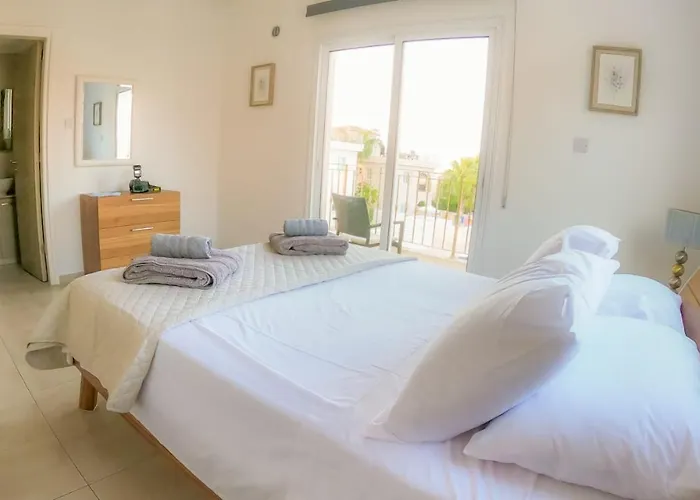 Alba, Luxury 4 Bdrm With Heated Pool * Protaras