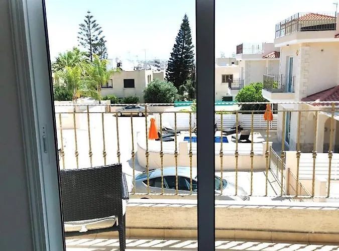 Alba, Luxury 4 Bdrm With Heated Pool Vila Protaras