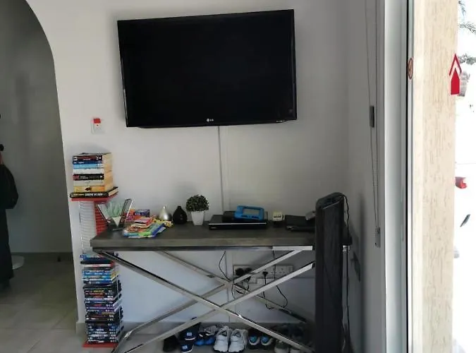 Alba, Luxury 4 Bdrm With Heated Pool * Protaras